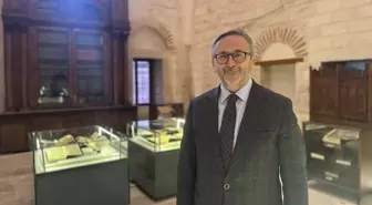 Sultan Veled ve Mevlana'nın Eserleri Beyazıt Kütüphanesi'nde Sergileniyor