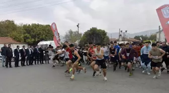 Muğla'da 31. Atatürk'e Saygı Gençlik Yol Koşusu Gerçekleştirildi