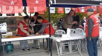 CHP, Atatürk'ü Anmak İçin Lokma Dağıttı ve Milli Ağaçlandırma Günü Etkinlikleri Düzenlendi