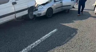 Sakarya'da Zincirleme Trafik Kazası: 4 Yaralı