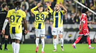 Fenerbahçe'nin yeni yıldızı Amrabat David Beckham'ı geride bıraktı