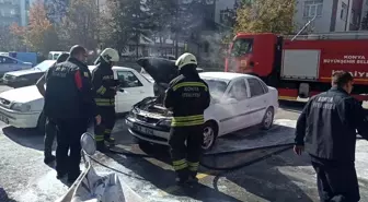 Konya'da Park Halindeki Aracın Motorunda Yangın Çıktı