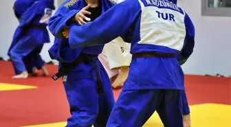 Samsun'da Judo Kampı Başladı