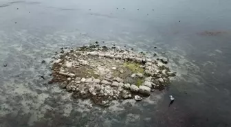 Sapanca Gölü'nde Su Seviyesi Düşünce Tarihi Kilise Kalıntısı Ortaya Çıktı