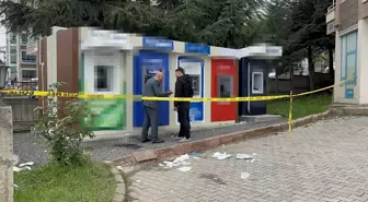 Samsun'da ATM'de Bıçakla Vurulan Adam Ağır Yaralandı