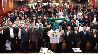 Bursaspor Başkanı Enes Çelik ve Futbolcuları Mudanya Üniversitesi'nde Öğrencilerle Buluştu