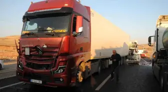 Şırnak'ta Zincirleme Trafik Kazası: 1 Yaralı