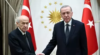 Cumhurbaşkanı Erdoğan, MHP Lideri Bahçeli'yi Külliye'de Ağırladı