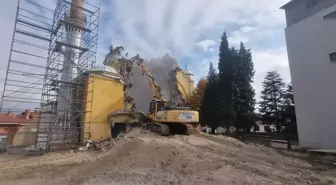 Domaniç'teki Sultan Alaaddin Camii Üçüncü Kez Yıkılıyor