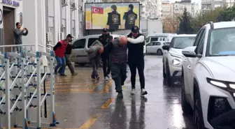 İzmir'de Tahta Kurusu İlaçlaması Sonrası Bebek Öldü, 3 Şüpheli Adliyeye Sevk Edildi