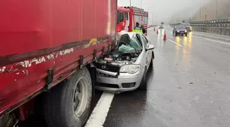 Düzce'de Otoyolda Feci Kaza: 1 Ölü, 4 Yaralı