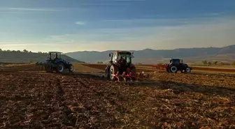 Gercüş'te Çiftçiler Kış Ekimine Başladı