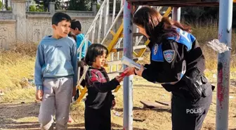 Kahta'da Polis Ekiplerinden Farkındalık Faaliyeti