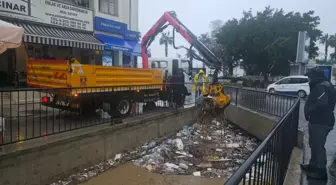 Muğla'da Sağanak Yağış Hayatı Olumsuz Etkiliyor