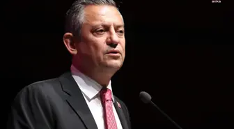 CHP Lideri Özgür Özel'den Teğmenlere Destek: Atatürk'e Bağlılık Suç Değil