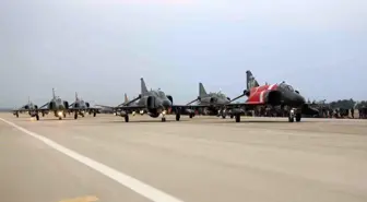 F-4E Phantom Uçaklarının 50. Yılı Eskişehir'de Coşkuyla Kutlandı