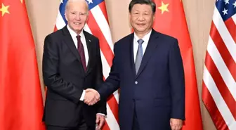 Xi Jinping ve Joe Biden APEC Zirvesinde Bir Araya Geldi