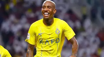 Anderson Talisca Fenerbahçe'ye imzayı atıyor