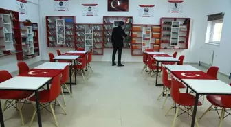 Hakkari'de PTT şehitlerinin anısına kütüphane açıldı