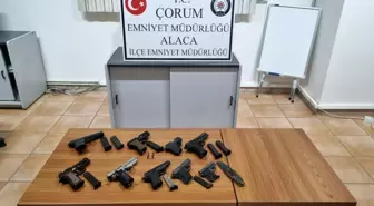 Çorum'un Alaca ilçesinde 9 tabanca ele geçirildi