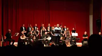 İzmir Türk Halk Müziği Korosu Fethiye'de Unutulmaz Bir Konser Verdi