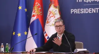 Sırbistan'da Tren Kazası: Vucic İstifalar Bekliyor