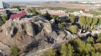 Diyarbakır'daki Amida Höyük Kazısında 'Çanakkale Savaşı' Rozeti Bulundu