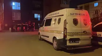 Eskişehir'de Komşular Arasında Bıçaklı Kavga: 13 Yaşındaki Çocuk Ağır Yaralandı