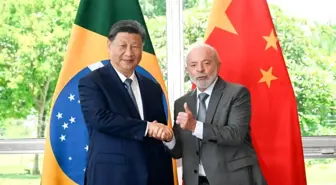 Xi Jinping Brezilya Devlet Başkanı ile Görüştü