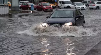 Antalya'da eğitime 1 gün ara