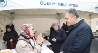 Çubuk’ta Üniversite Öğrencilerine Burs İçin Kermes Düzenlendi