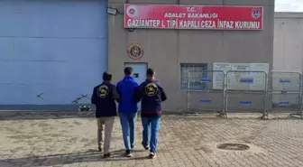 11 Yıl Hapis Cezası Olan Dolandırıcı JASAT Baskınıyla Yakalandı