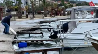 Ayvalık ve Kuzey Ege'de Şiddetli Lodos Fırtınası Etkili Oluyor