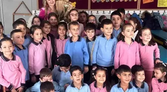 Öğrencilerden Öğretmenler Günü'nde Anlamlı Bağış