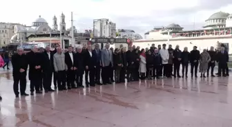 CHP İstanbul İl Örgütü'nden Öğretmenler Günü Dolayısıyla Taksim'de Tören