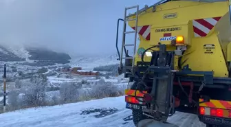 Ödemiş'te Mevsimin İlk Karı Yağdı