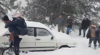 Yozgat'ta Kar Yağışı Nedeniyle Eğitime Ara Verildi