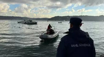 Sarıyer'de Denize Düşen Kadın ve Arkadaşını Arama Çalışmaları Devam Ediyor