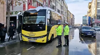 Aksaray'da Kar Yağışı Sonrası Trafik Denetimleri Sıklaştırıldı