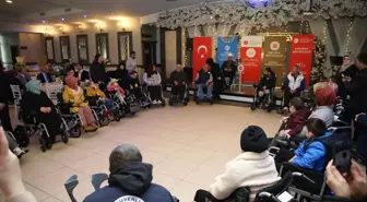 Sakarya'da 24 Akülü Tekerlekli Sandalye Dağıtıldı