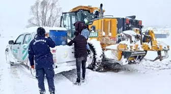 Bolu'da Kar Yağışı Nedeniyle Mahsur Kalan 7 Kişi Kurtarıldı