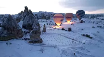 Kapadokya'da Sıcak Hava Balonları Tekrar Uçtu