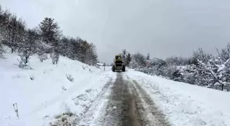 Karabük'te Kar Yağışı Sonrası 274 Köy Yolu Yeniden Açıldı