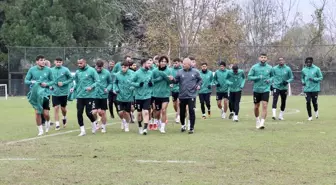 Sakaryaspor, Boluspor Maçına Hazırlanıyor