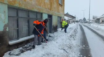 Sivas Ulaş'ta Kar Temizleme Çalışmaları Başladı