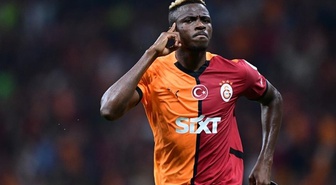 Victor Osimhen sevgilisi kim? Osimhen evli mi, çocuğu var mı?