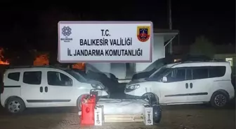 Ayvalık'ta İnsan Kaçakçıları ve Düzensiz Göçmen Yakalandı