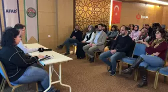 Farklı şehirlerden gelen öğrencilerin katıldığı iklim çalıştayında sonuç beyannamesi okundu