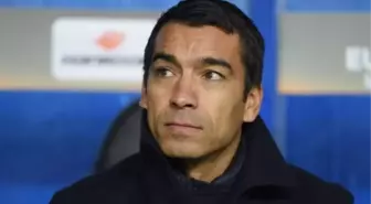 Giovanni van Bronckhorst kovuldu mu, istifa etti mi?