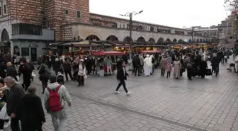 Özeleştiri Yaptığını Söyleyen Erdoğan'a Eminönü'nden Çağrı: Gelsinler, Dolaşsınlar, Görsünler Pazarların Halini